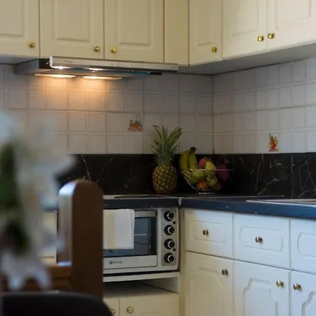 Апартаменты Paxos In Square