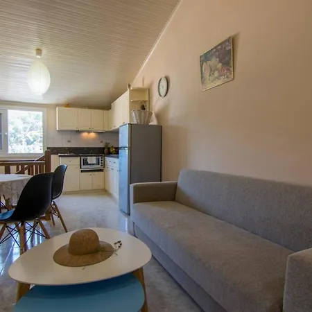 Apartment Paxos In Square Gaios