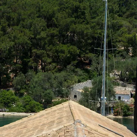 Apartment Paxos In Square